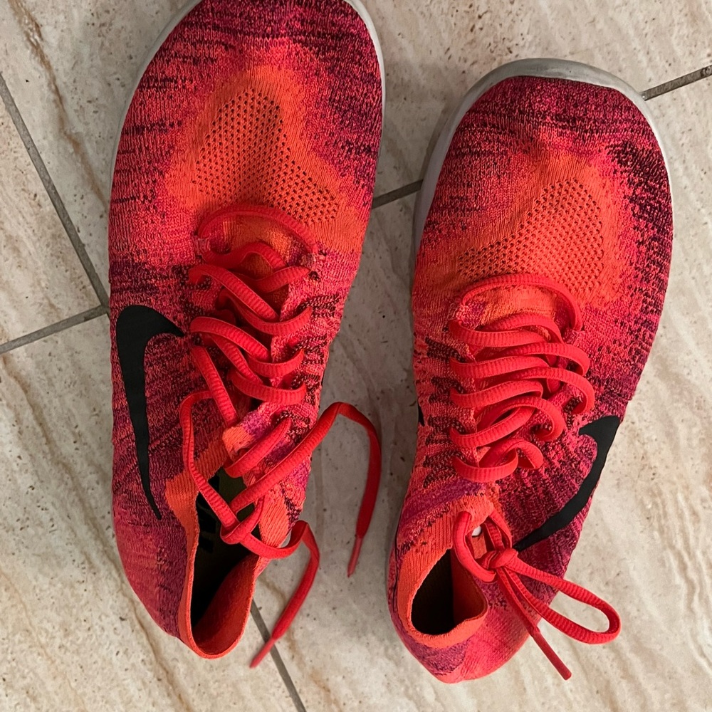 Nike flyknit sneakers